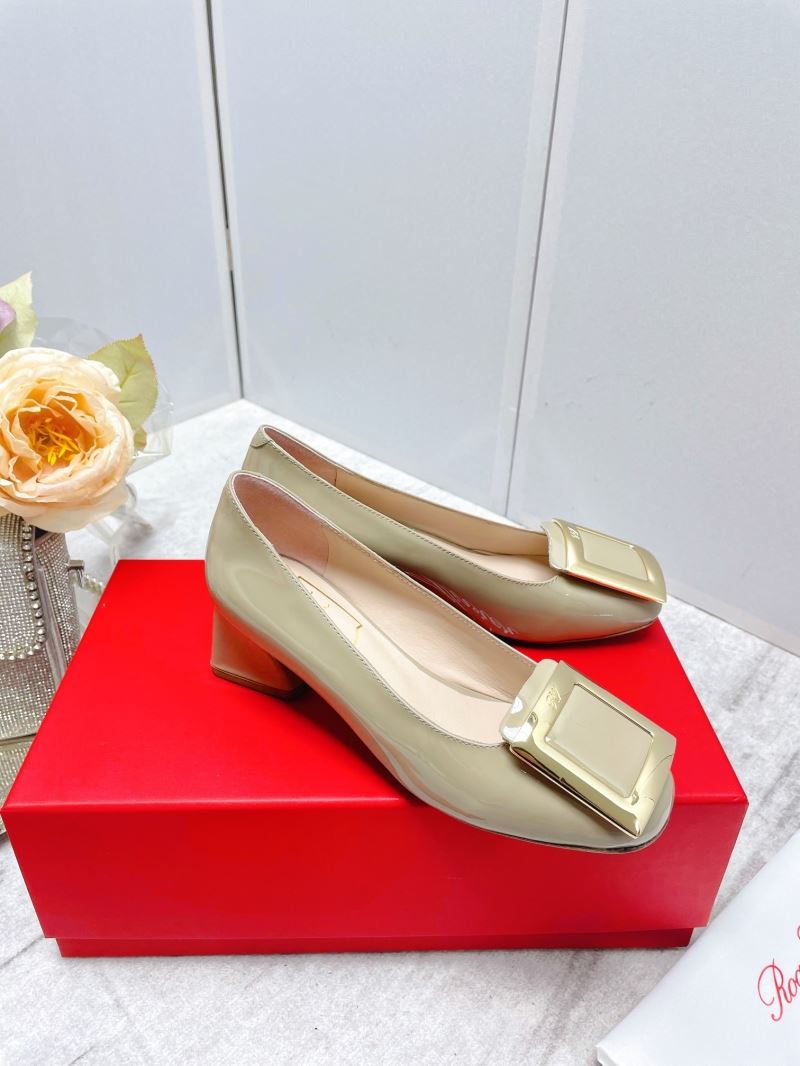 Roger Vivier flat shoes